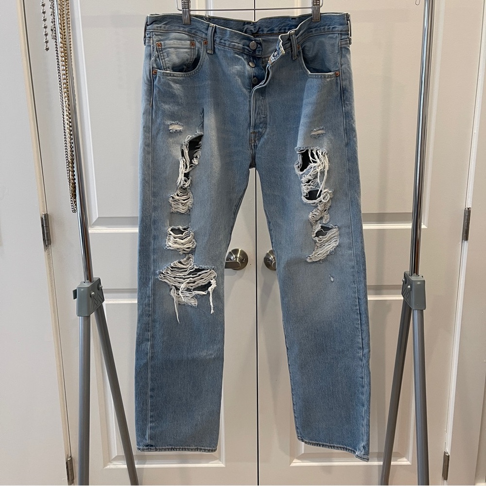 Levi's 501 Ripped Jeans